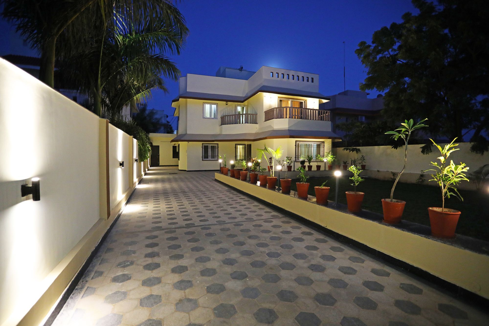 Oyo 9428 Hill View Room Goverdhan Vilas Udaipur Kültér fotó
